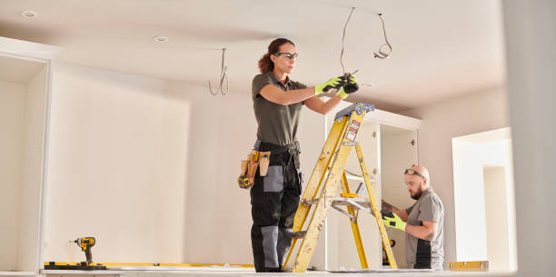 Professional Electrician in Barberton, WA